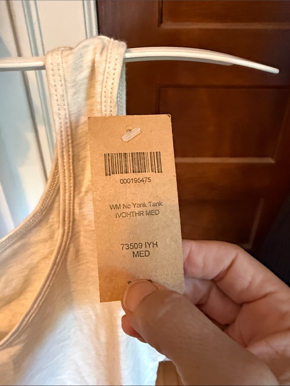 Duluth Trading Company Ni Yank Tank in oatmeal. NWT. Retail 16 - Picture 3 of 5